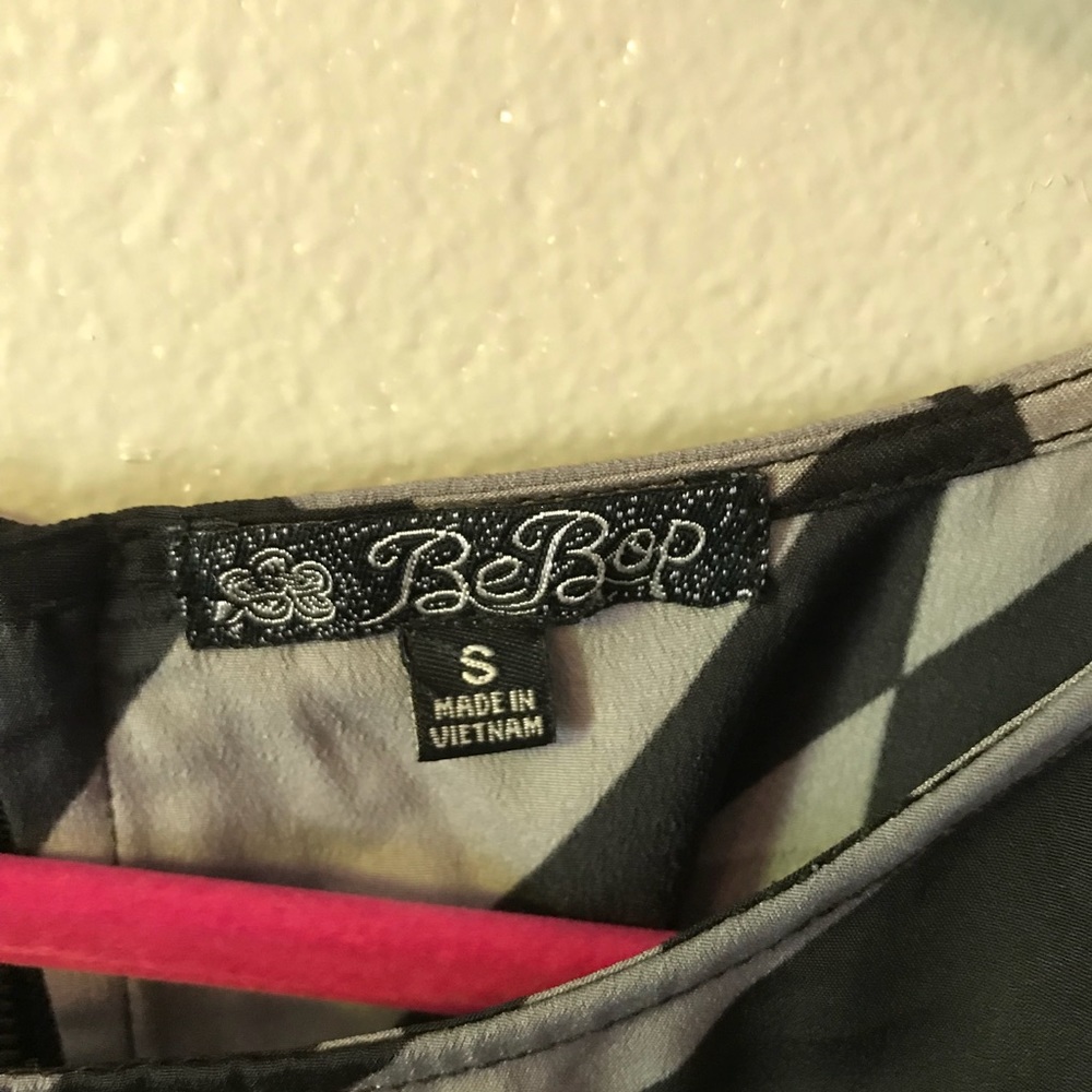 Dress - Picture 3 of 5